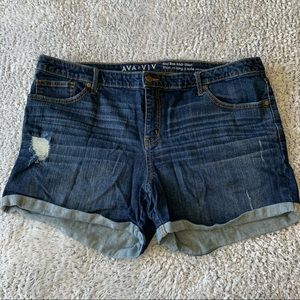 Ava & Viv Mid Rise Midi Short